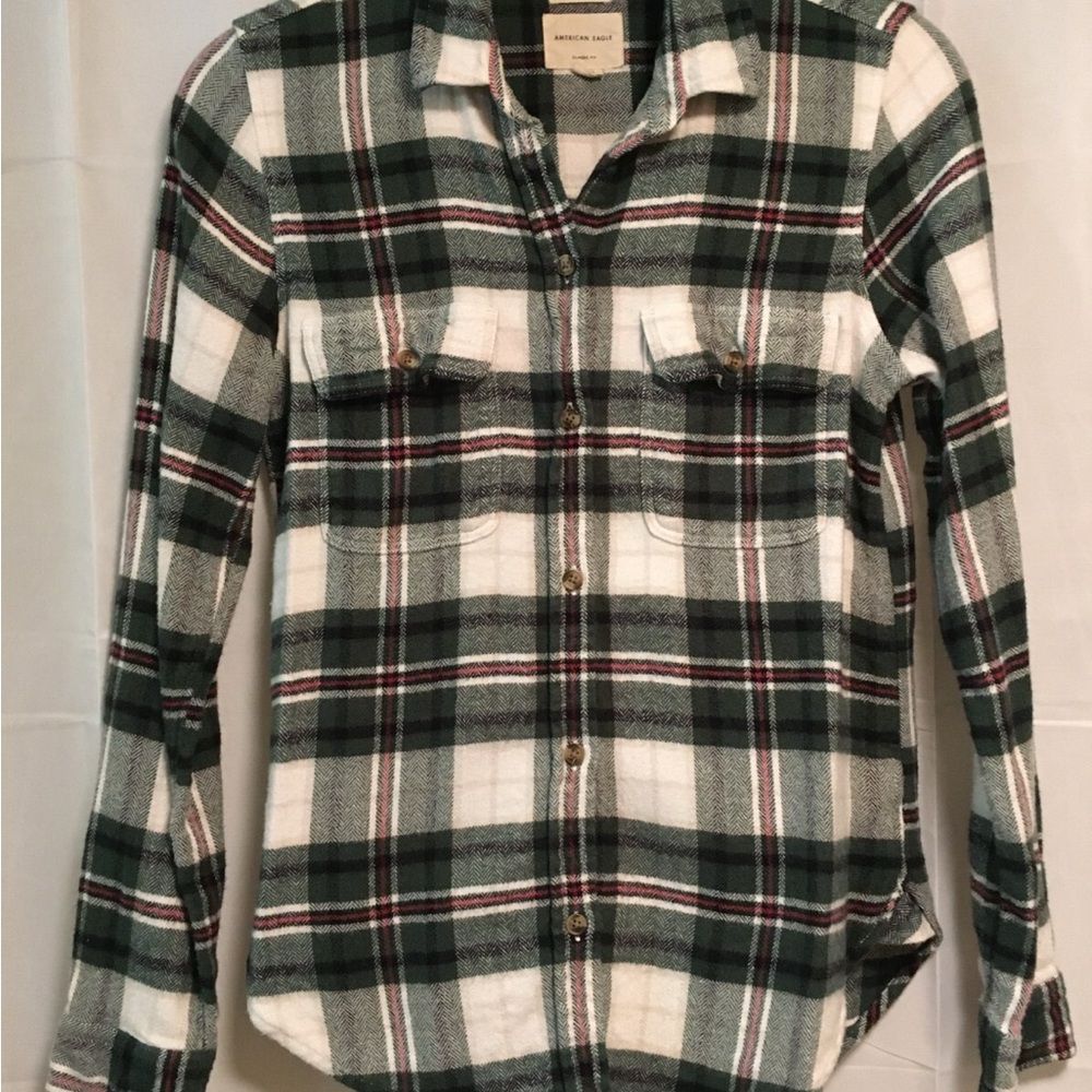 American Eagle Outfitters Green Plaid Button Down Shirt